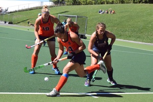Laura Hurff and Syracuse beat Penn, 4-0, on Sunday. The Orange grabbed its eighth win of the season by beating the Quakers. 